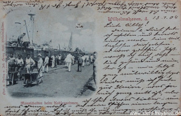 WV-Nr. 1019, Mannschaften beim Kohlenehmen, um 1903, Fotografie auf Postkarte, 14 cm x 9 cm, Privatbesitz