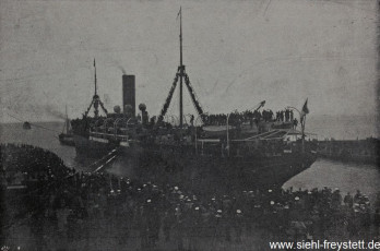WV-Nr. 1028, Der Lloyddampfer Frankfurt mit dem II. Seebataillon sticht am Morgen des 3. Juli in See, 1900